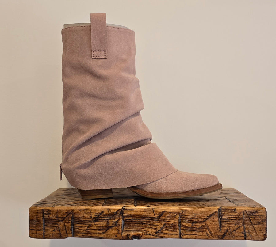 Farmerette Suede Flare Cowgirl Boots (Powder)